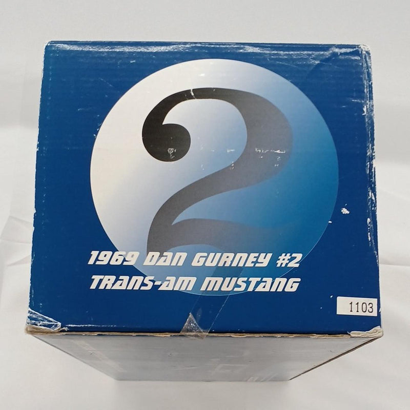 Carica immagine in Galleria Viewer, WELLY 1/18 Ford Mustang Diecast Model Car