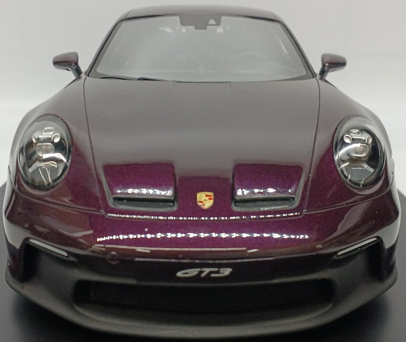 Laden Sie das Bild in Galerie -Viewer, PORSCHE WAP0211510NGTA 1/18 Porsche 911 GT3 (992) 2022 Model