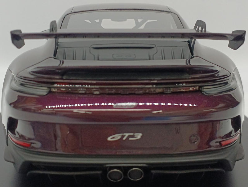 Laden Sie das Bild in Galerie -Viewer, PORSCHE WAP0211510NGTA 1/18 Porsche 911 GT3 (992) 2022 Model