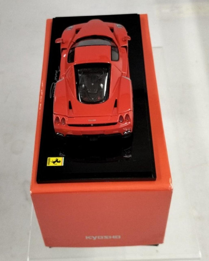 Laden Sie das Bild in Galerie -Viewer, Kyosho 05001T 1/43 Ferrari Enzo in Red Diecast Model Car
