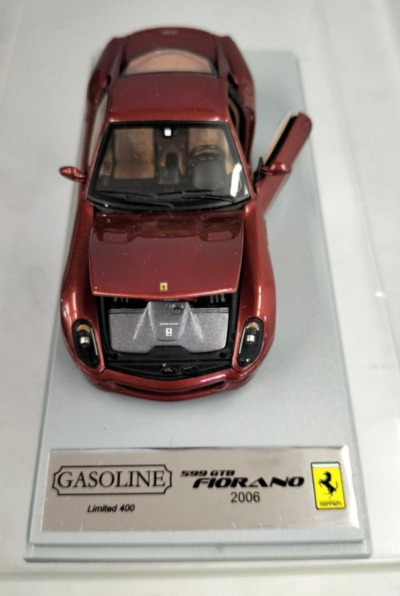 Laden Sie das Bild in Galerie -Viewer, GASOLINE 1/43 Ferrari Scale Model Car