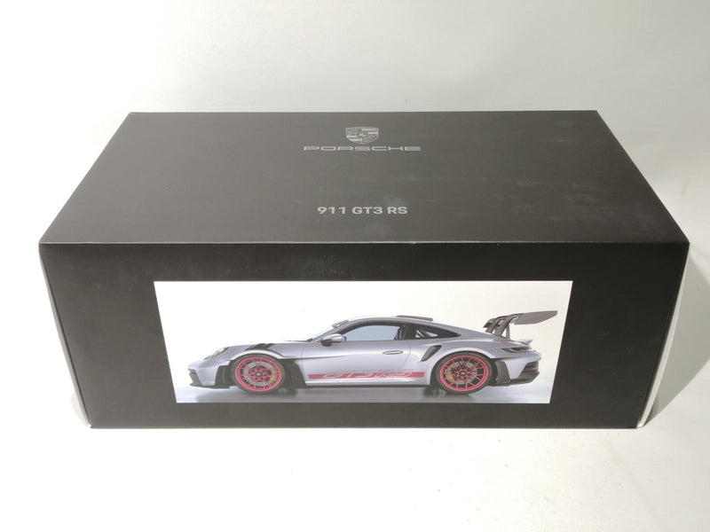 Laden Sie das Bild in Galerie -Viewer, SPARK 1/18 Porsche 911 (992) GT3 Ice Grey Metallic– Used
