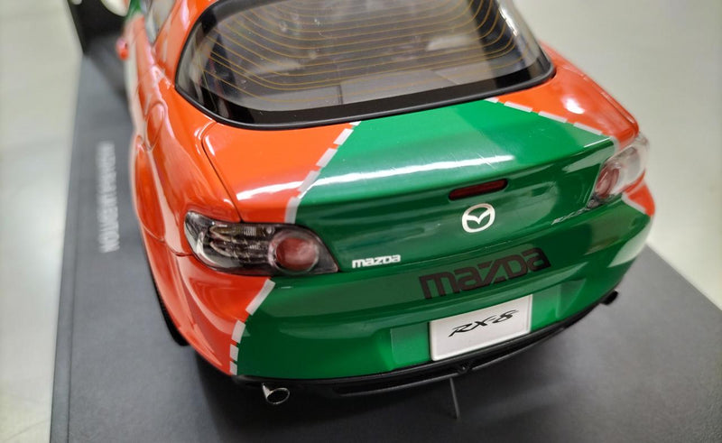 Load image into Gallery viewer, AUTOart Mazda RX-8 LM Edition 1/18 Scale Car– Used