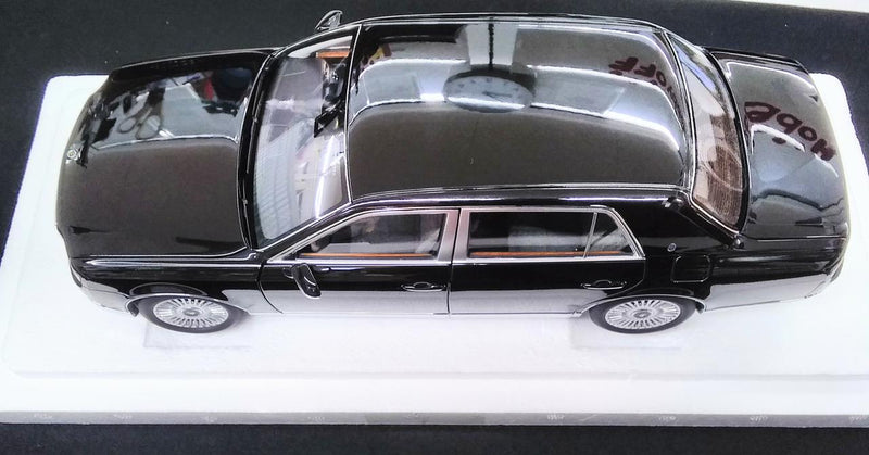 Load image into Gallery viewer, AUTOart Toyota Century Black 1/18 Scale Car– Used