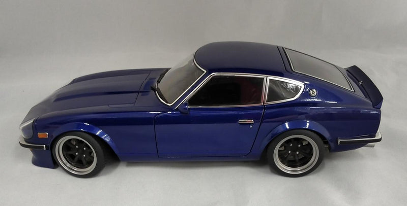 Carica immagine in Galleria Viewer, AUTOART 1/18 "Wangan Midnight" Fairlady Z (S30) "Devil Z"– Used