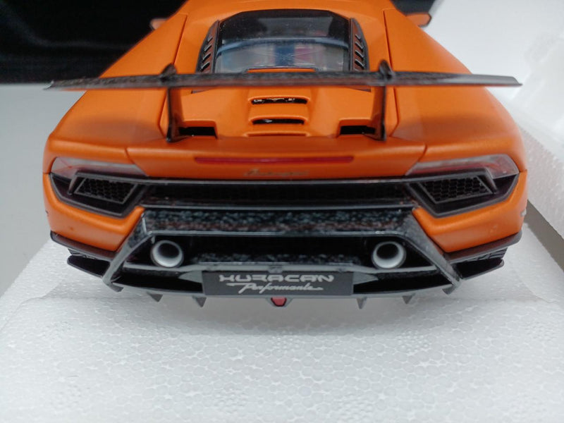 Load image into Gallery viewer, AUTOART Lamborghini Huracan Performante (Matt Orange) 1/18 Scale Car– Used