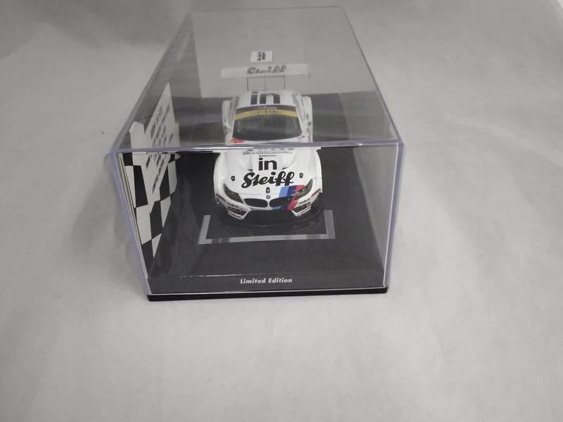 Laden Sie das Bild in Galerie -Viewer, MINICHAMPS BMW Z4 GT3 Sports Trophy Team Studie 2014 1/43 Scale– Used