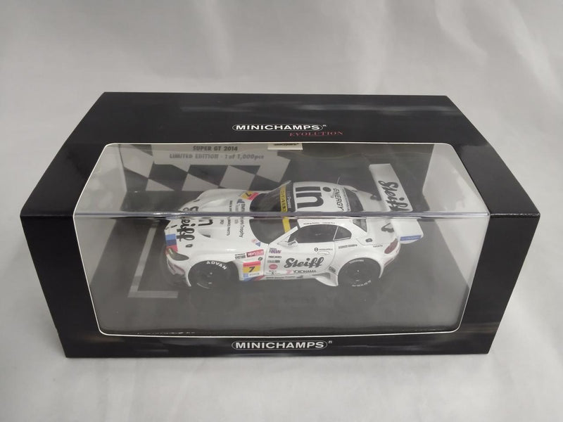 Laden Sie das Bild in Galerie -Viewer, MINICHAMPS BMW Z4 GT3 Sports Trophy Team Studie 2014 1/43 Scale– Used