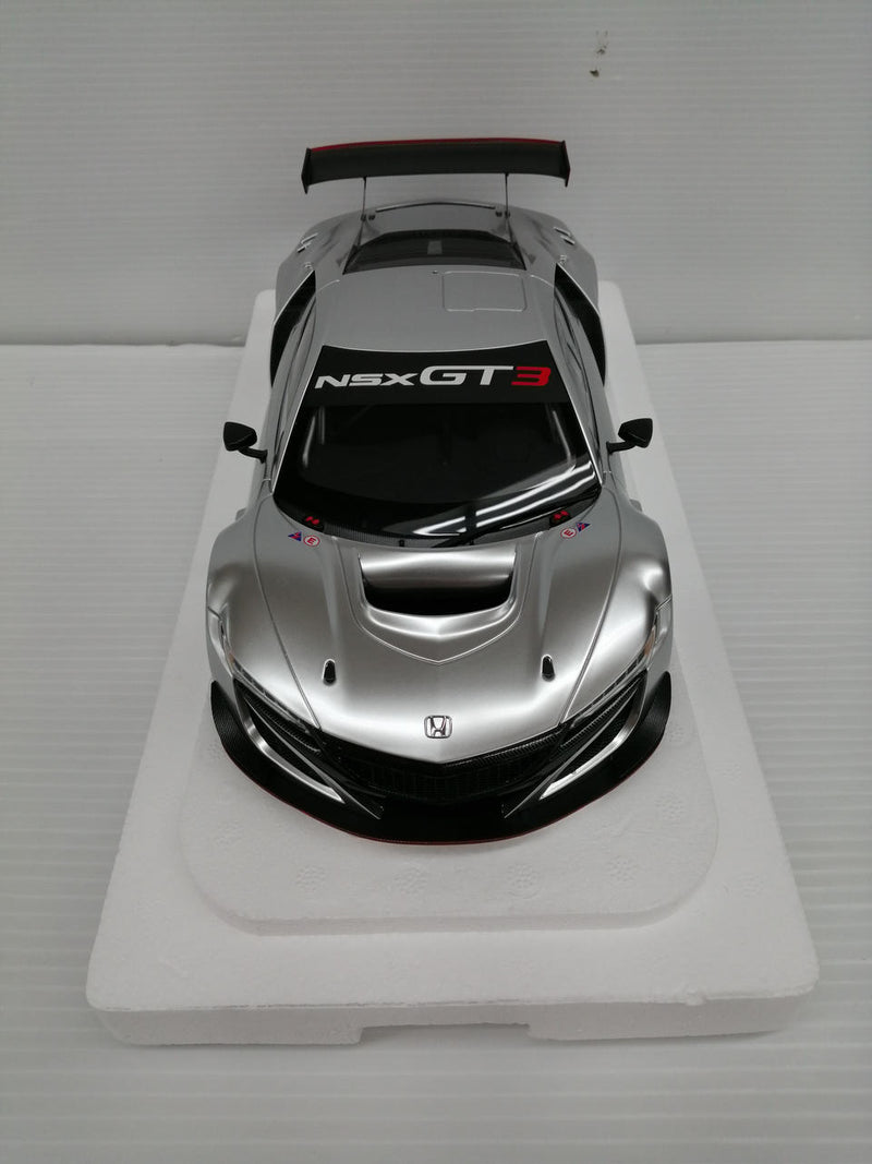 Load image into Gallery viewer, AUTOart HONDA NSX GT3 Silver 1/18 Scale Model Car– Used