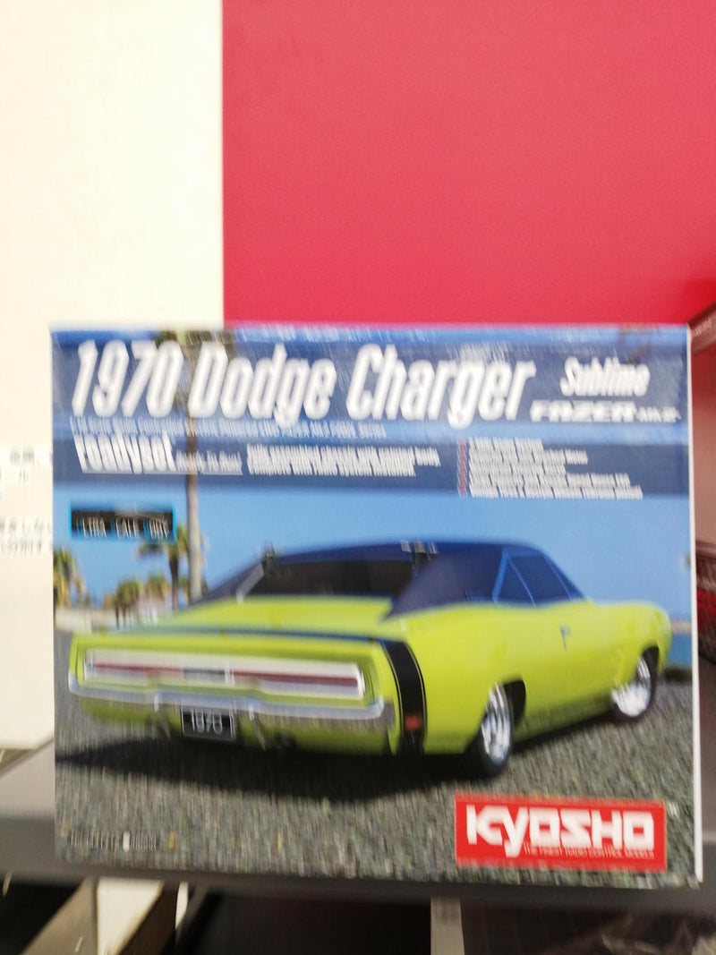 Laden Sie das Bild in Galerie -Viewer, KYOSHO 1970 Dodge Charger RC Car - Used