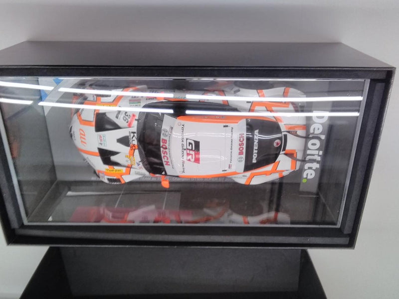 Laden Sie das Bild in Galerie -Viewer, SPARK AU TOM'S GR Supra #36 1/18 Scale Model Car– Used