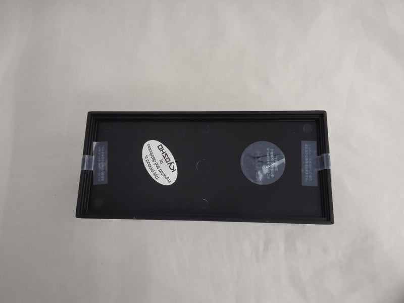 Cargue la imagen en el visor de la galería, LOOKSMART 1/43 2007 BUGATTI VEYRON STUDY Scale Car– Used