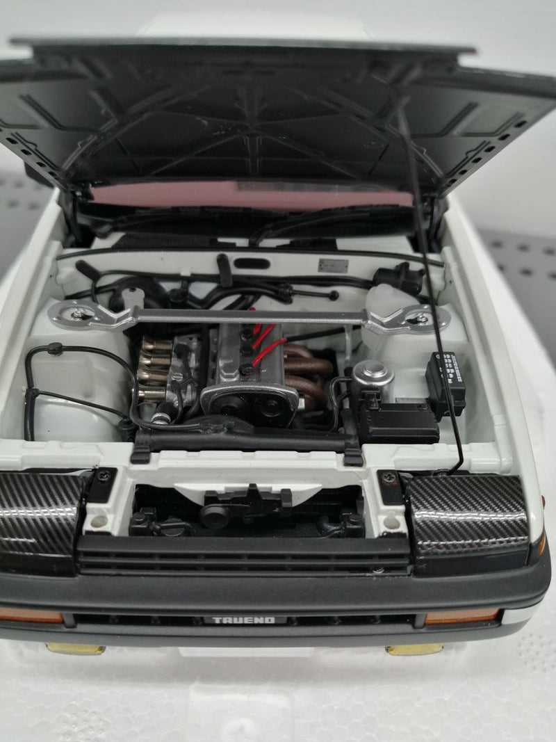 Load image into Gallery viewer, AUTOart Initial D Toyota AE86 Final Version 1/18 Scale Model Car– Used