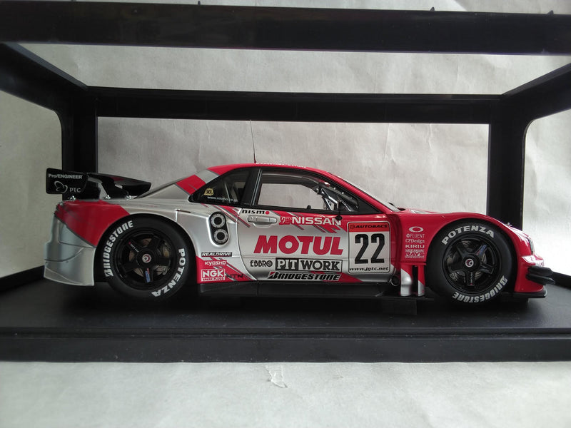 Cargue la imagen en el visor de la galería, AUTOart NISSAN GT-R #22 SUPER GT Round 8 Suzuka 1/18 Scale Car– Used