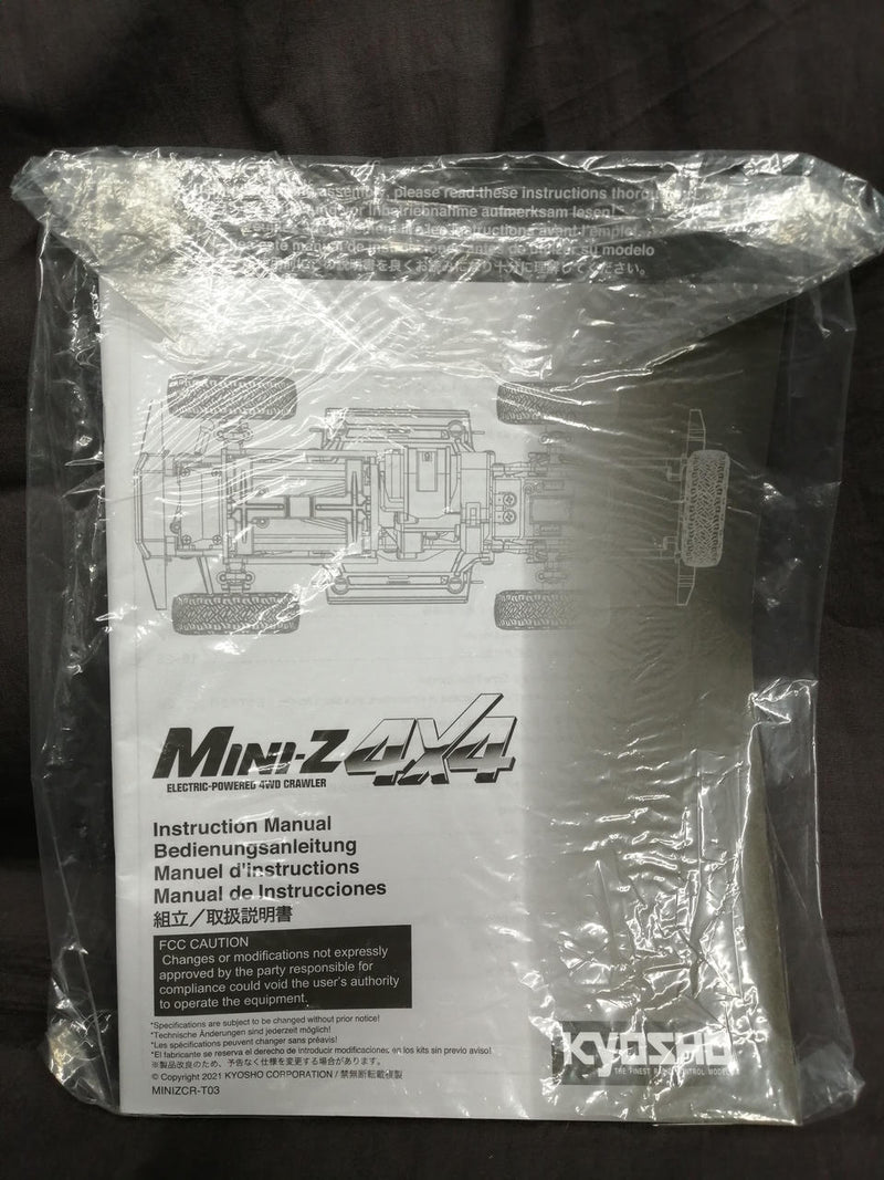 Laden Sie das Bild in Galerie -Viewer, KYOSHO Toyota Hilux Surf Quicksand Mini-Z - Used
