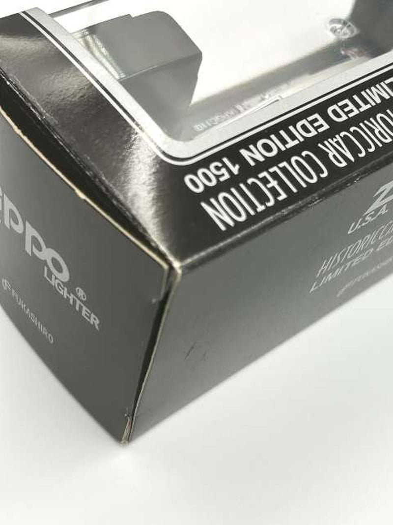 Laden Sie das Bild in Galerie -Viewer, Fukashiro Trading Nissan Skyline 2000GT-R & ZIPPO Lighter Set 1/43– Used