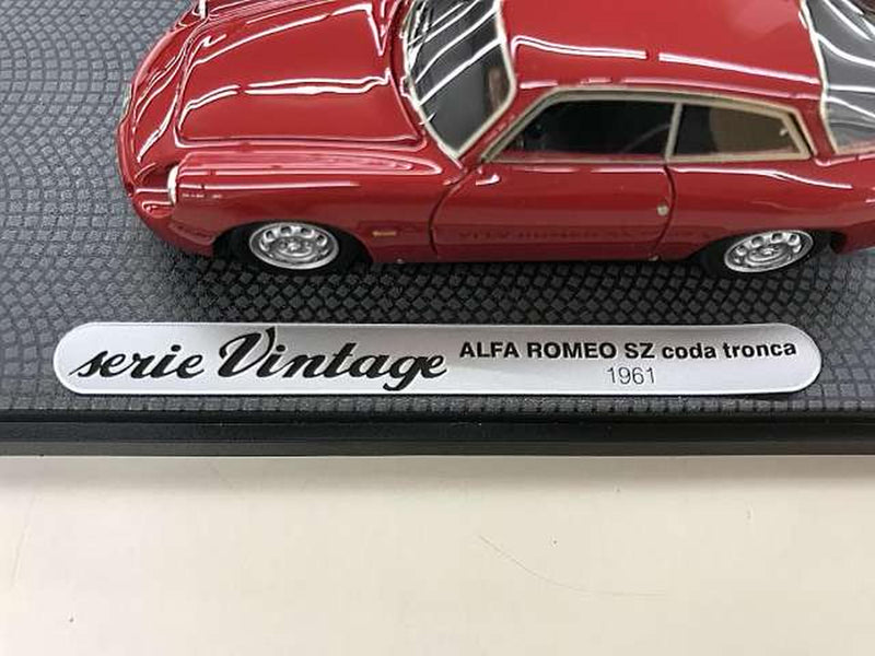 Laden Sie das Bild in Galerie -Viewer, BBR Alfa Romeo SZ Coda Tronca 1/43 Diecast Car (Limited 500 pcs)– Used