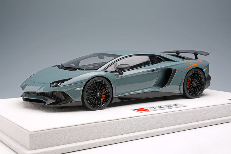 Cargue la imagen en el visor de la galería, EIDOLON EML005E 1/18 Lamborghini Aventador LP750-4 SV 2015 Grigio Telesto (Large SV Logo) Limited 50pcs Make Up 1/18 EML005E