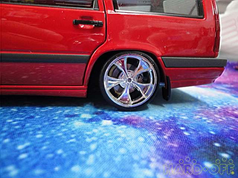 Carica immagine in Galleria Viewer, AUTOart 1/18 Scale Volvo 850R Estate– Used