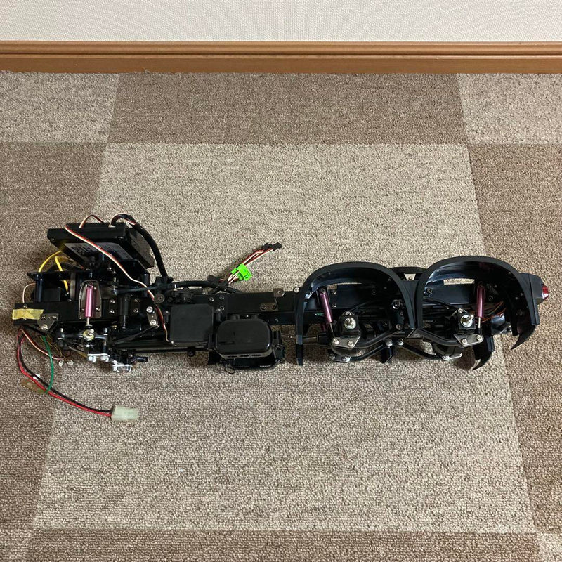 Load image into Gallery viewer, Used Tamiya Full Operation Truck Partially Assembled Full Set with Full Bearings