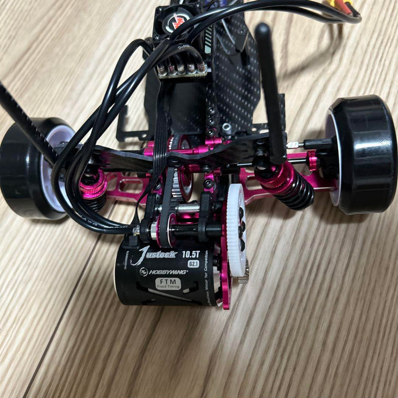 Chargez l'image dans la visionneuse de la galerie, Used Yokomo Drift Package Chassis with Justock 10.5T Motor & Power HD R12 Servo