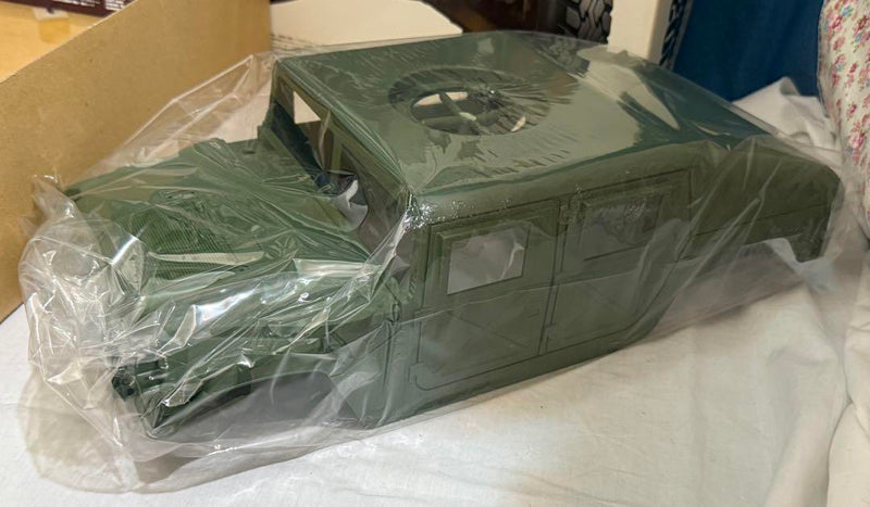 Load image into Gallery viewer, Used Tamiya 1/12 M1025 Hummer 4WD Off-Road Car TA01 Chassis Unassembled Kit