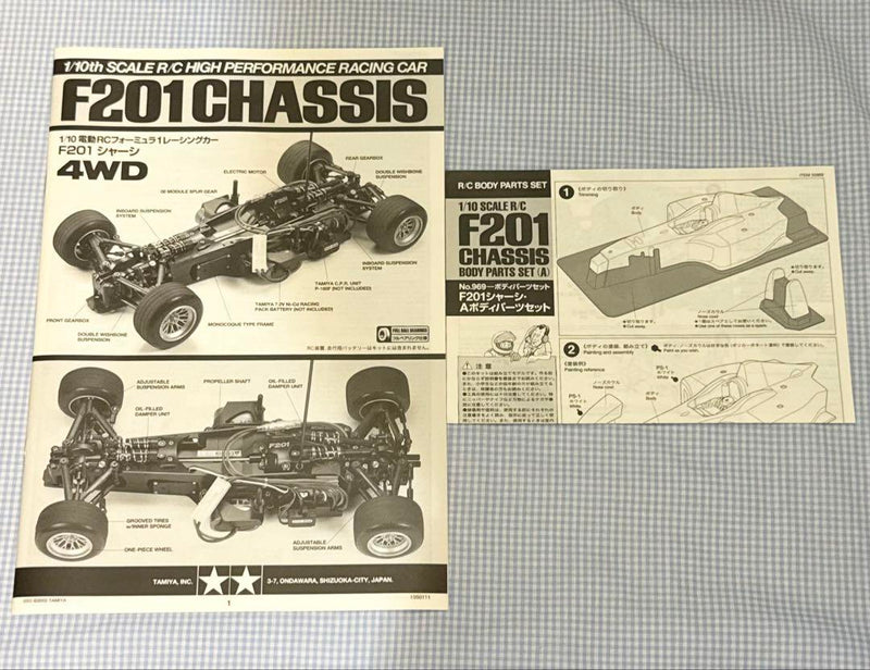 Laden Sie das Bild in Galerie -Viewer, Used Tamiya 1/10 F201 Chassis Kit with 2 Bodies Unused