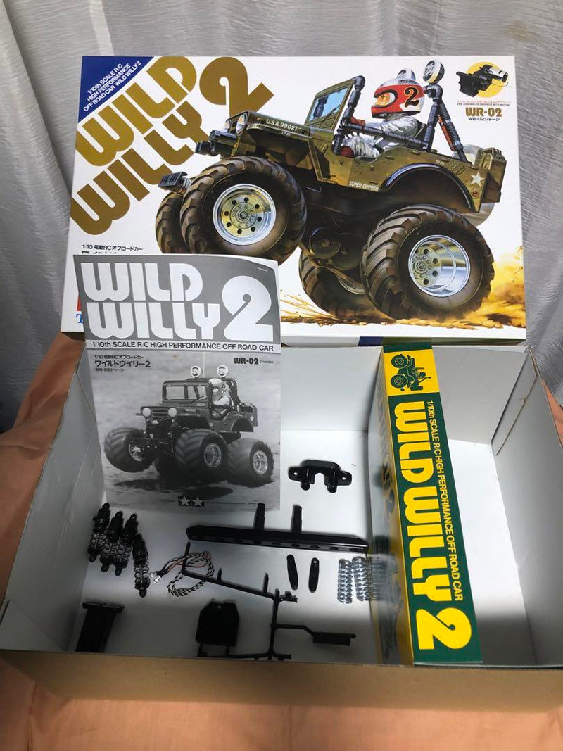 Chargez l'image dans la visionneuse de la galerie, Used Tamiya Wild Willy 2 Custom Assembled RC Car Olive Drab with Radio