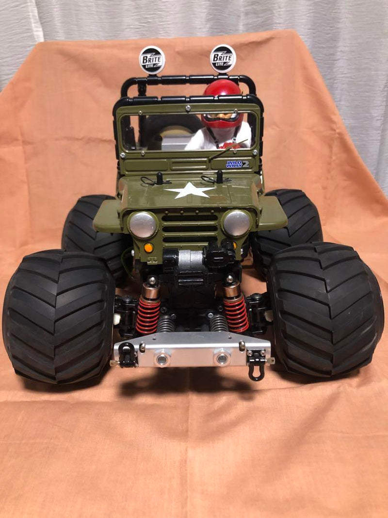 Chargez l'image dans la visionneuse de la galerie, Used Tamiya Wild Willy 2 Custom Assembled RC Car Olive Drab with Radio