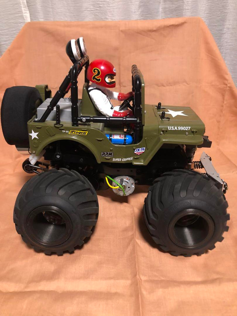Chargez l'image dans la visionneuse de la galerie, Used Tamiya Wild Willy 2 Custom Assembled RC Car Olive Drab with Radio
