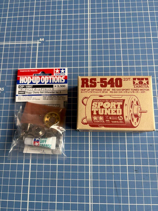 Used Tamiya Fighting Buggy 2004 Full Set Assembled Unused with Optional Parts