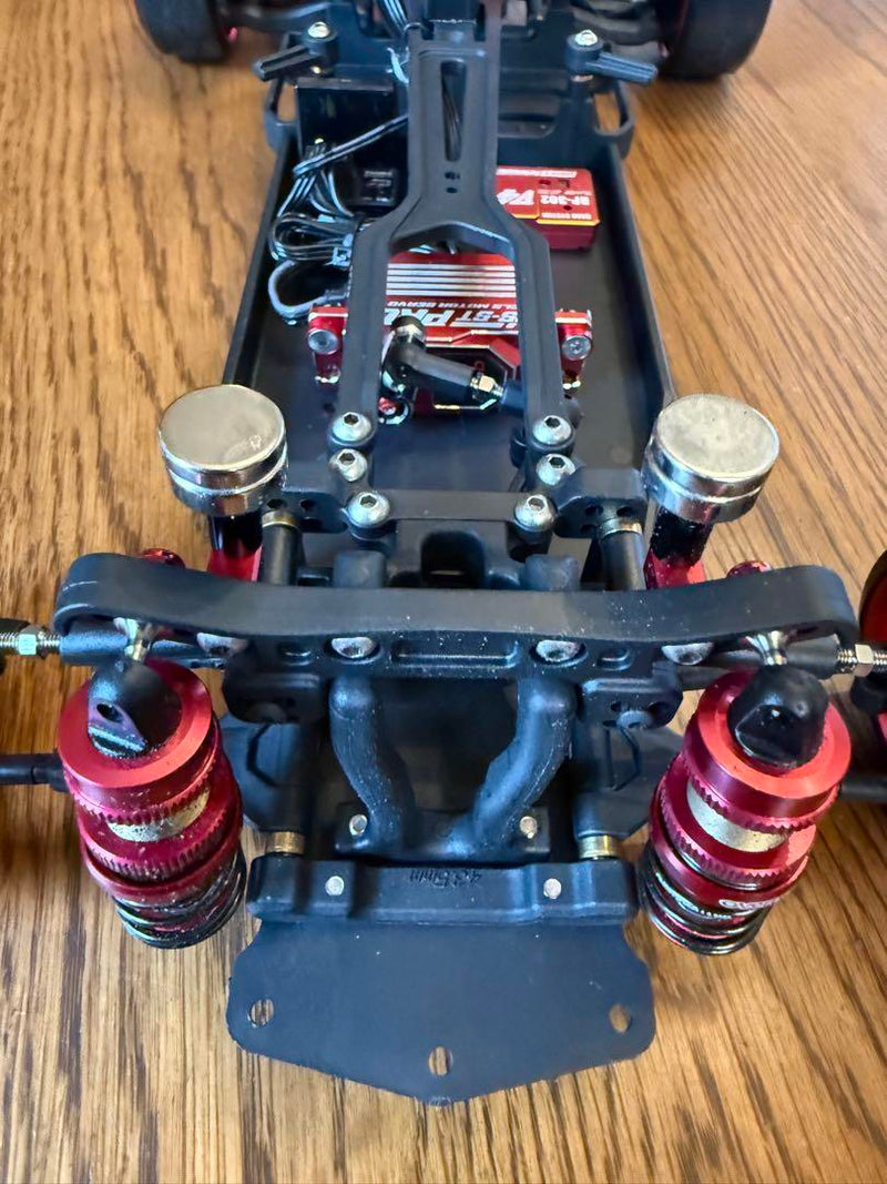 Chargez l'image dans la visionneuse de la galerie, Used Yokomo SD 2.0 Chassis Kit