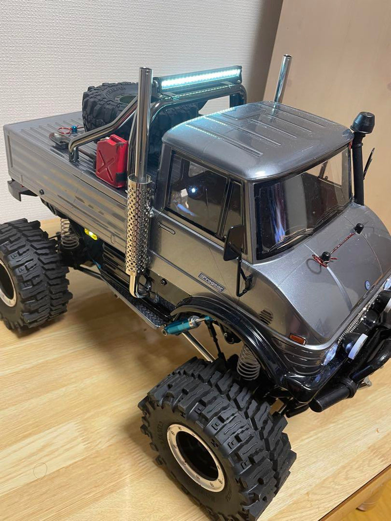 Chargez l'image dans la visionneuse de la galerie, Used Tamiya Unimog CR-01 RC Crawler Used with Gear Reduction Motor