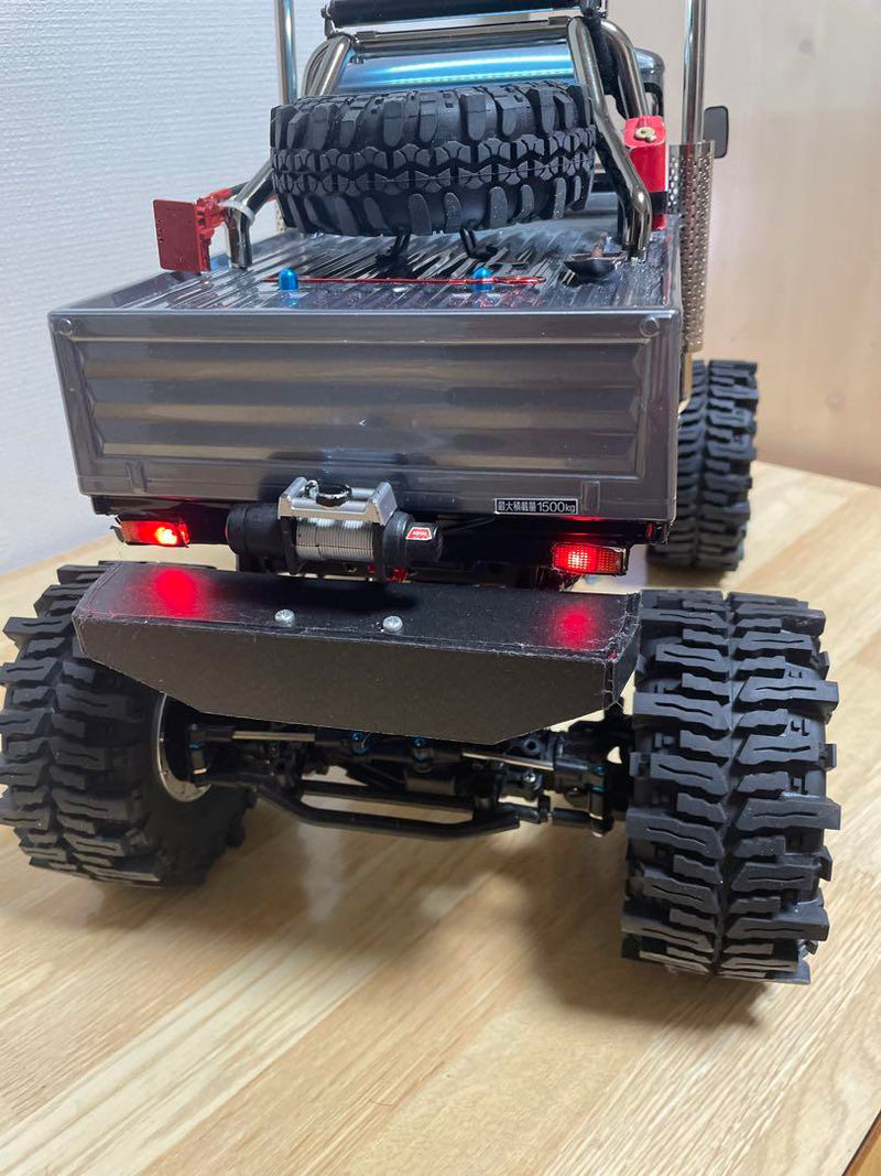 Chargez l'image dans la visionneuse de la galerie, Used Tamiya Unimog CR-01 RC Crawler Used with Gear Reduction Motor