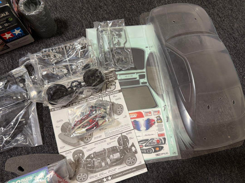 Chargez l'image dans la visionneuse de la galerie, Used Tamiya TT-01 Nismo Coppermix Silvia RC Car Unassembled Kit with LED