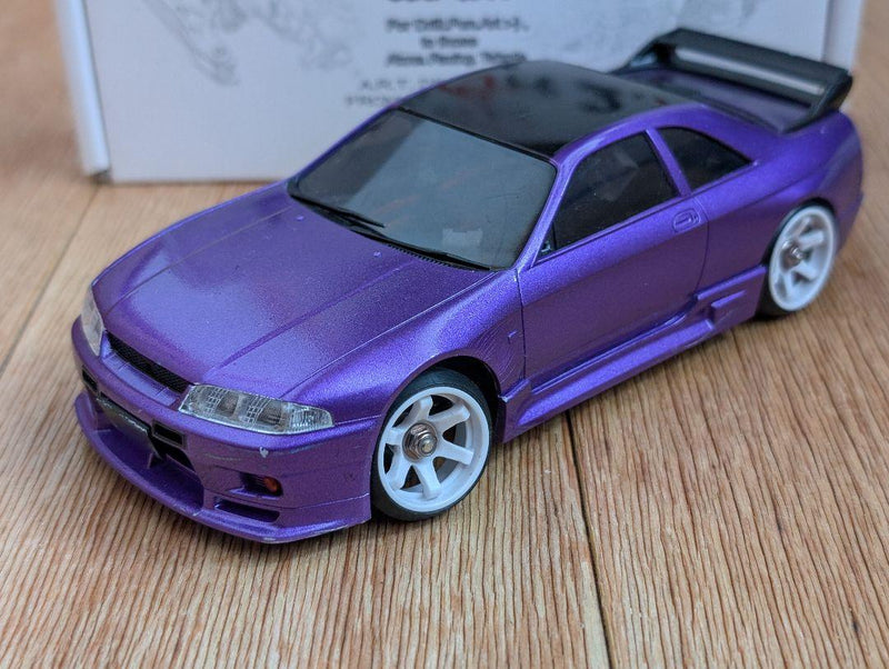 Carica immagine in Galleria Viewer, 1/24 Scale Drift Car "Ka-Sha" with Futaba Receiver - Used