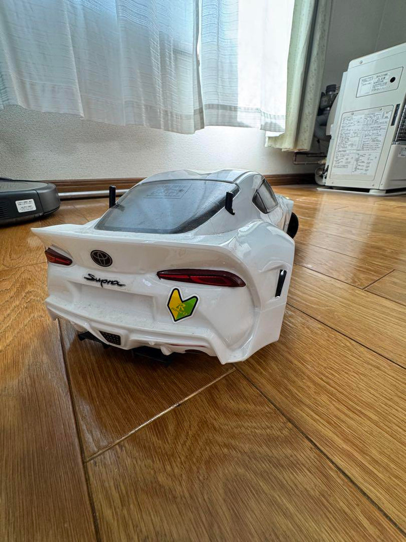 Carica immagine in Galleria Viewer, Yokomo Supra YD2Z 2WD Drift RC Car Used a few times Good Condition - Used