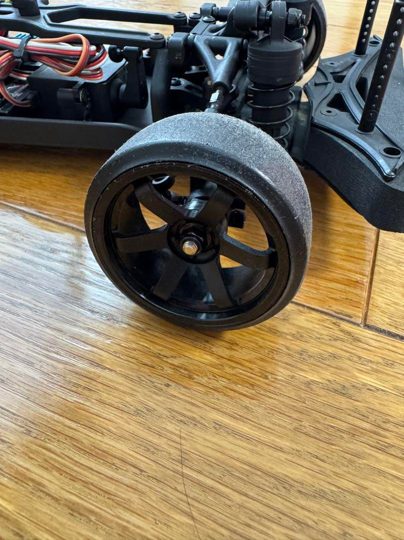 Carica immagine in Galleria Viewer, Yokomo Supra YD2Z 2WD Drift RC Car Used a few times Good Condition - Used