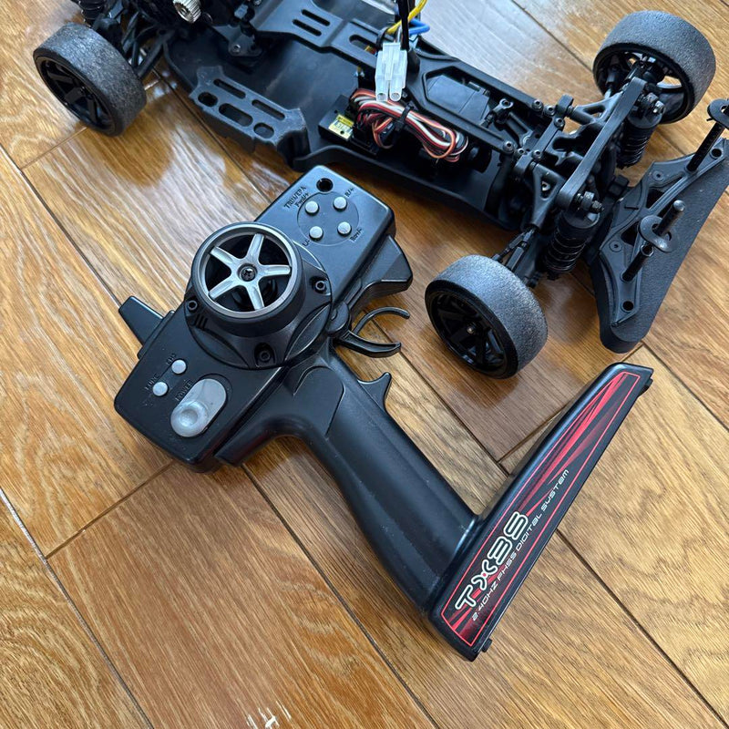 Carica immagine in Galleria Viewer, Yokomo Supra YD2Z 2WD Drift RC Car Used a few times Good Condition - Used