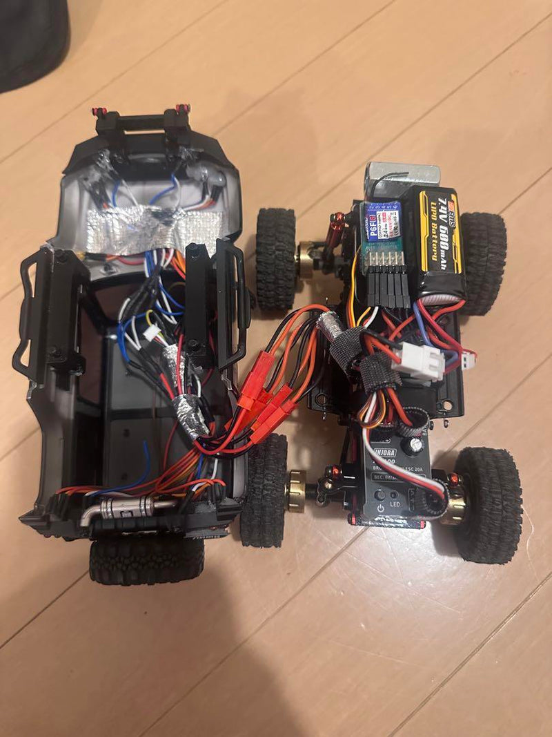 Laden Sie das Bild in Galerie -Viewer, Kyosho Mini-z 4x4 Jimny Full Custom with Many Option Parts Used - Used