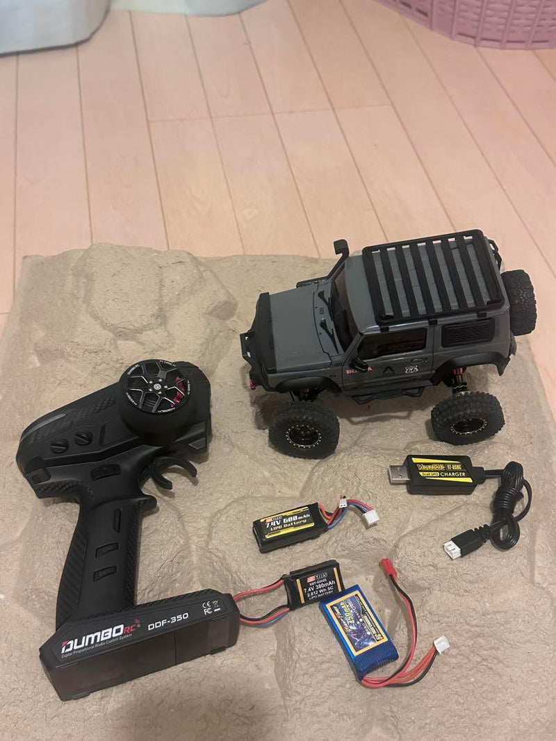 Laden Sie das Bild in Galerie -Viewer, Kyosho Mini-z 4x4 Jimny Full Custom with Many Option Parts Used - Used