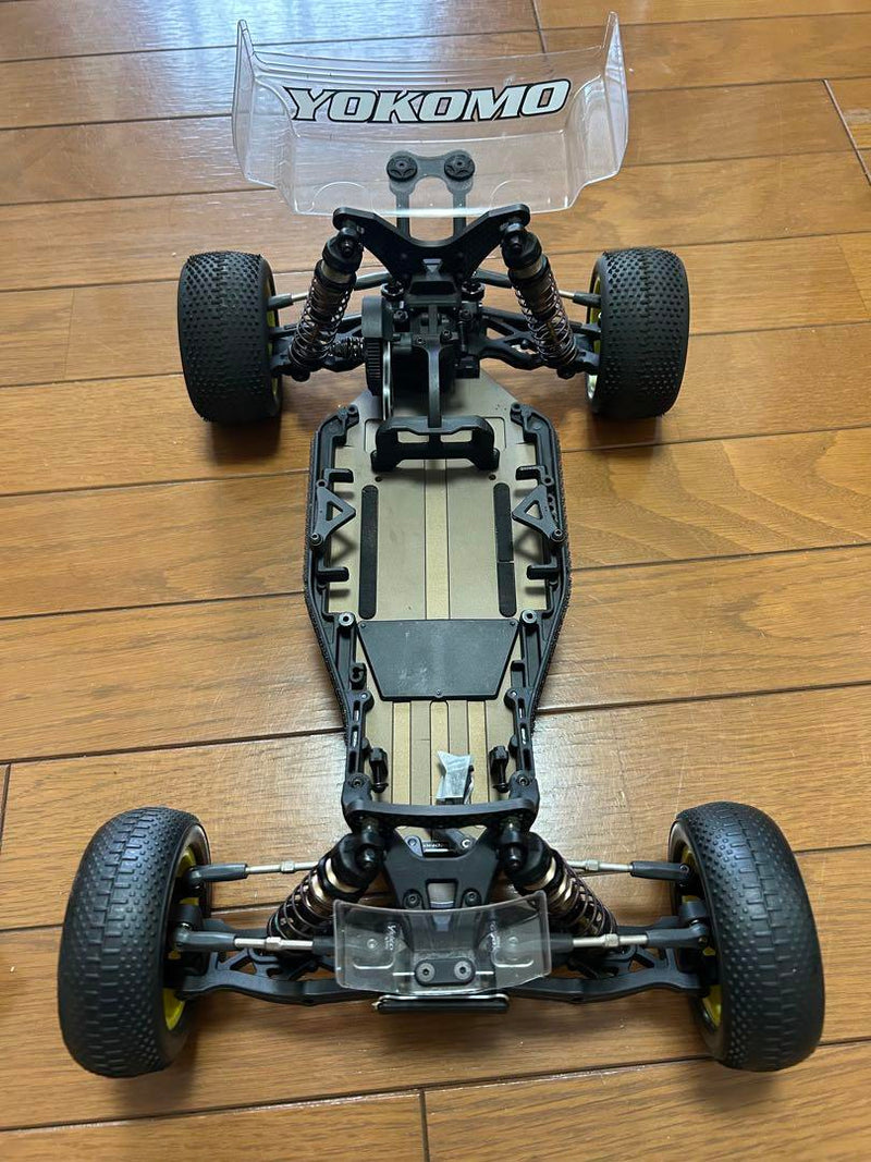 Carica immagine in Galleria Viewer, Yokomo Super Offroad SO1.0 Used with 2 Painted Bodies & Manual - Used