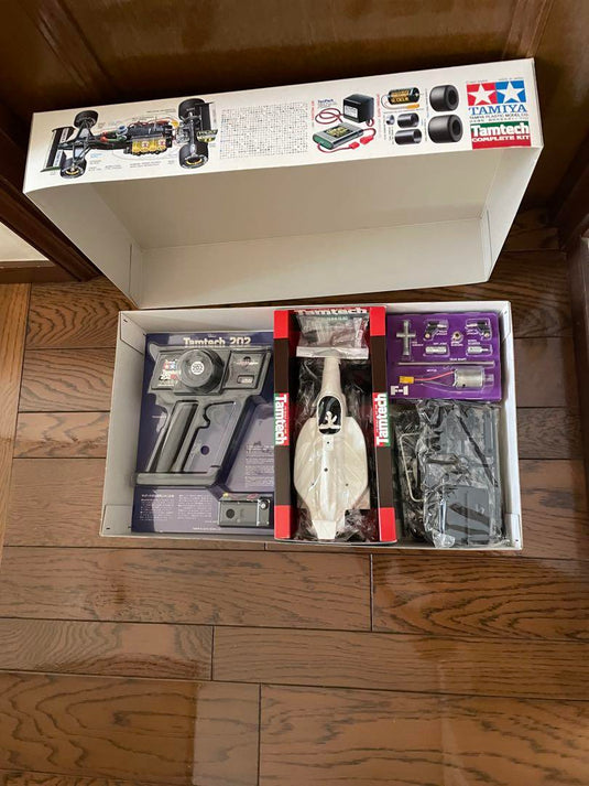 Used Tamiya 1/12 Lotus Type 102B Full Kit with Radio Battery and Charger