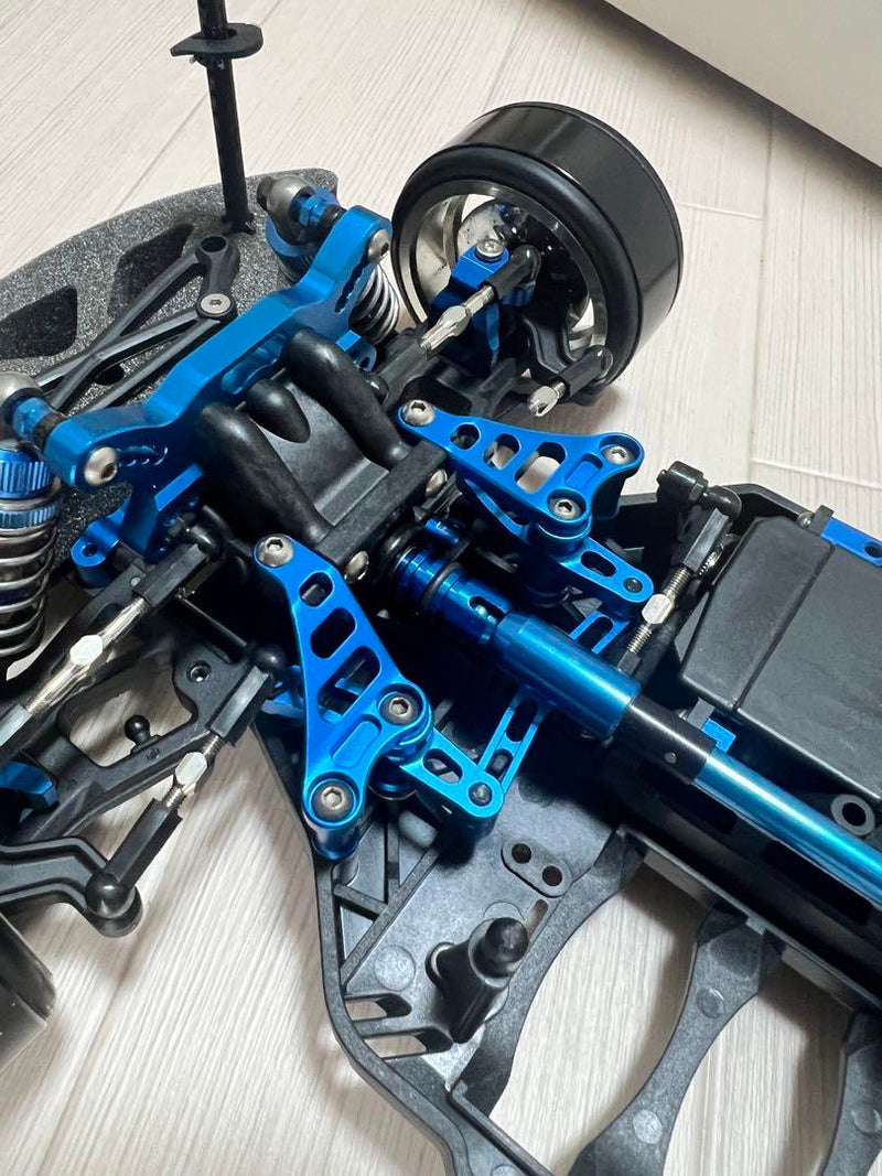 Chargez l'image dans la visionneuse de la galerie, Used YOKOMO Drift Package Assembled with Option Parts and FM Transmitter
