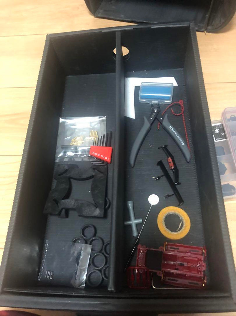 Load image into Gallery viewer, Used Kyosho Mini-Z MR-03EVO with Many Option Parts & Spares