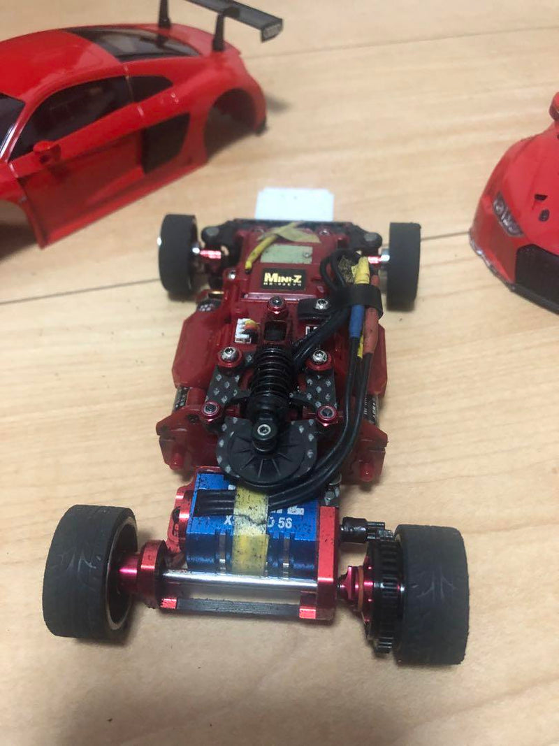 Load image into Gallery viewer, Used Kyosho Mini-Z MR-03EVO with Many Option Parts & Spares