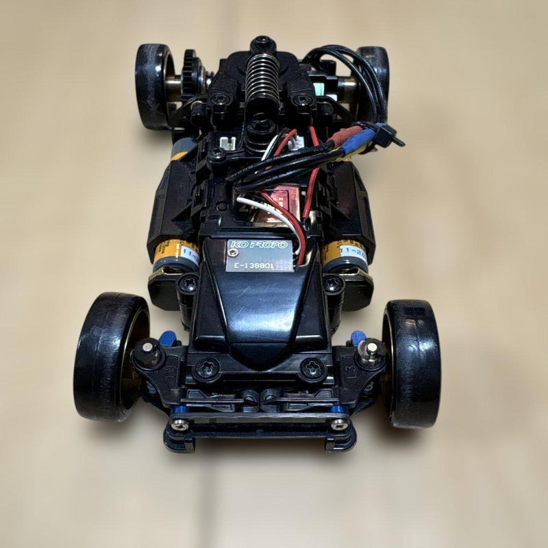 Laden Sie das Bild in Galerie -Viewer, Kyosho Mini-z MR-03EVO Drift Custom w/ EX-6R Propo Used No Body - Used