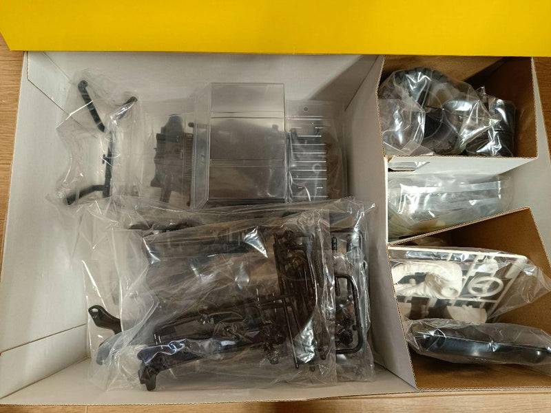 Chargez l'image dans la visionneuse de la galerie, Used Tamiya Jimny SJ30 GF-01 Chassis Limited Edition Kit 92359