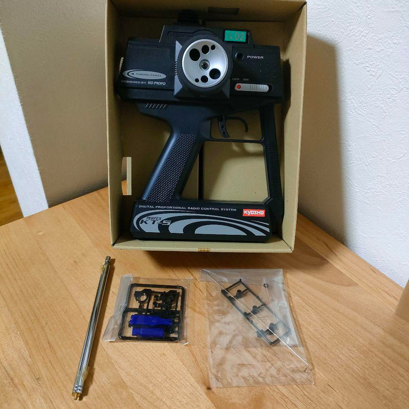 Load image into Gallery viewer, Used Kyosho Mini-Z Enzo Ferrari MR-02 Chassis Ready Set 30451R Unused