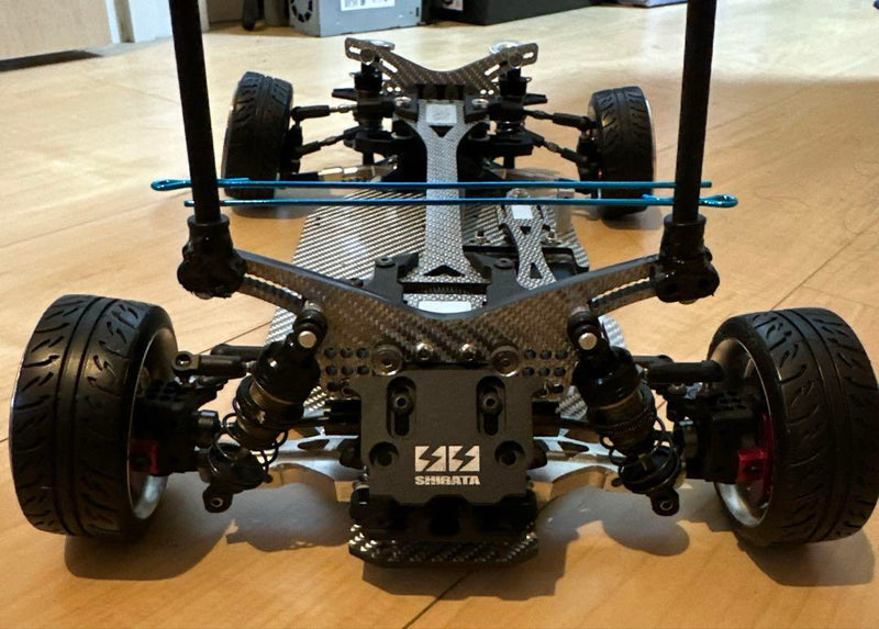 Laden Sie das Bild in Galerie -Viewer, ABC Hobby Vellfire Body on GRK Silver Carbon Chassis with Decoration Lights - Used
